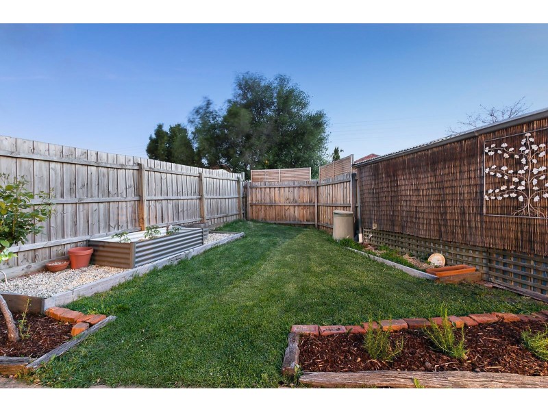 27 Beauchamp Street, Preston VIC 3072