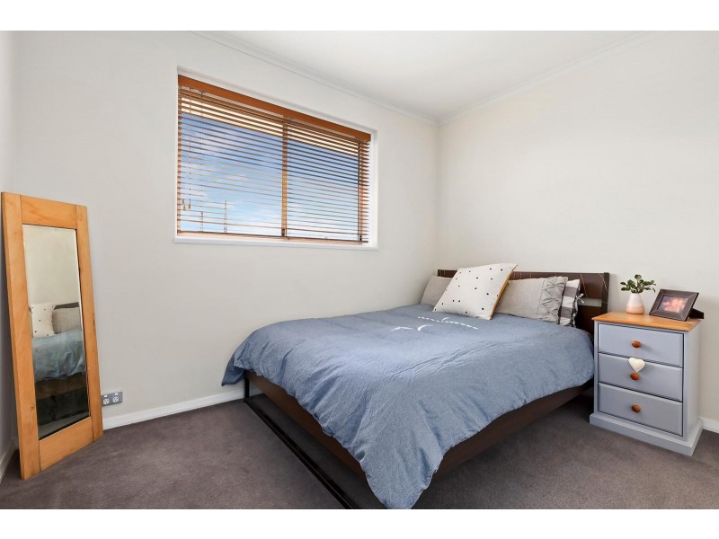 12/14 Hutton Street, Thornbury VIC 3071