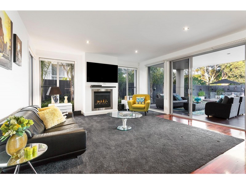 16 Harry Street, Thornbury VIC 3071