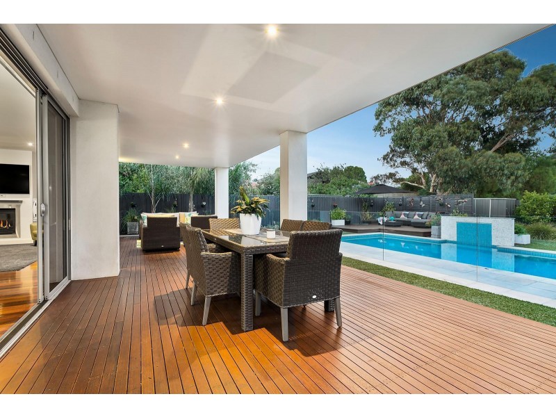 16 Harry Street, Thornbury VIC 3071