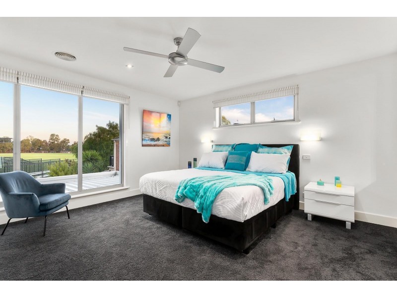 16 Harry Street, Thornbury VIC 3071