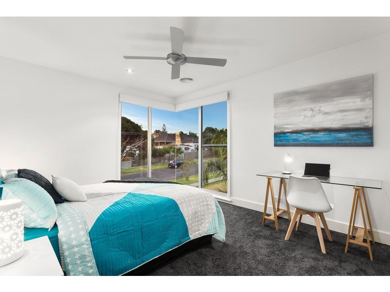 16 Harry Street, Thornbury VIC 3071