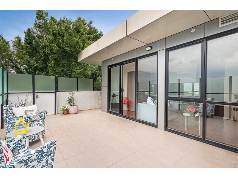 304/14-18 Gilbert Road, Preston VIC 3072