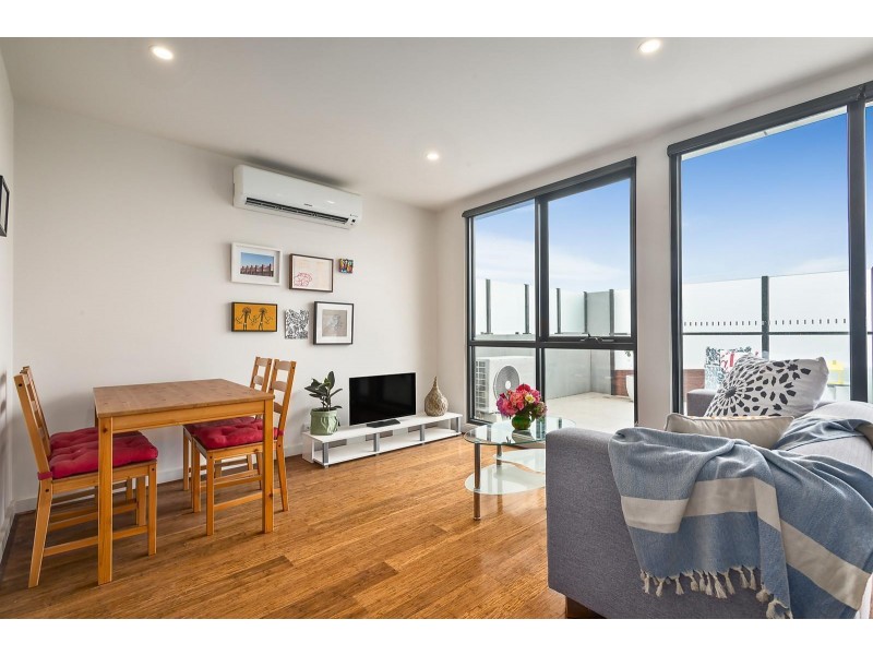 304/14-18 Gilbert Road, Preston VIC 3072