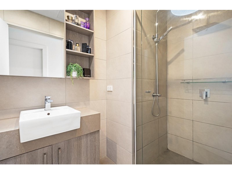 304/14-18 Gilbert Road, Preston VIC 3072