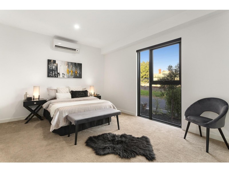 15 Railway Parade, Northcote VIC 3070