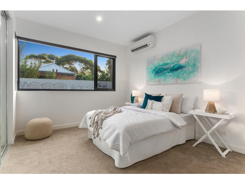 15 Railway Parade, Northcote VIC 3070