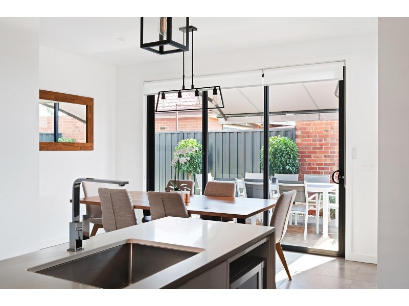 3/2 Gilbank Street, Reservoir VIC 3073