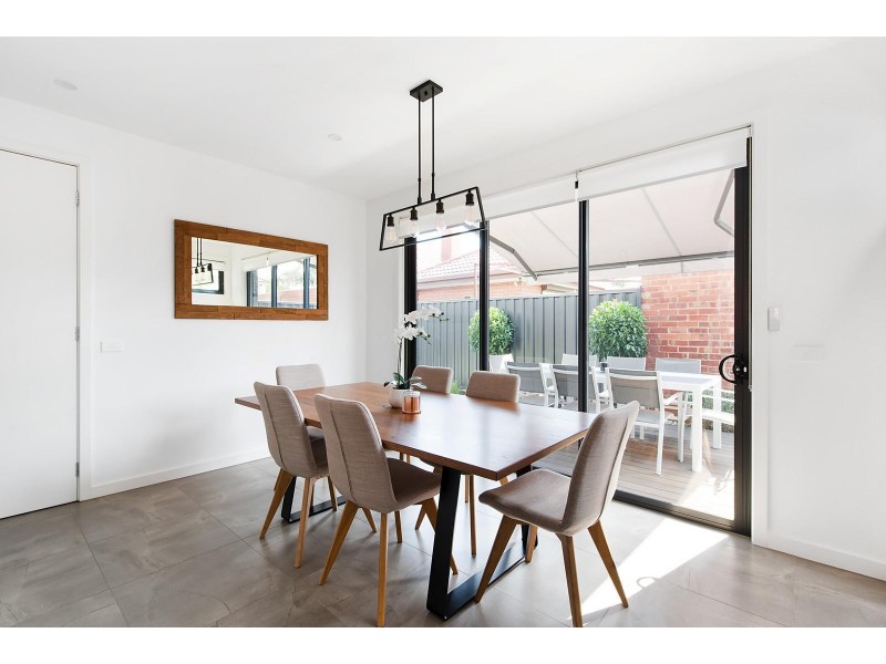 3/2 Gilbank Street, Reservoir VIC 3073