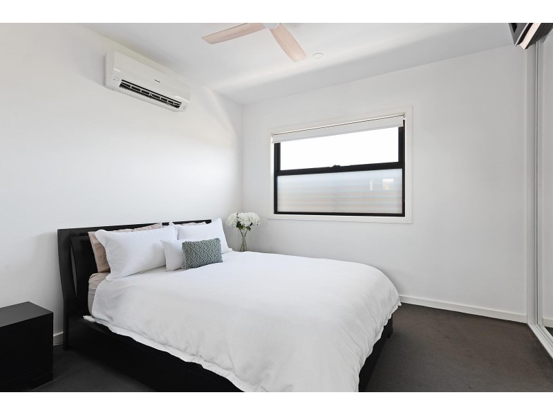 3/2 Gilbank Street, Reservoir VIC 3073