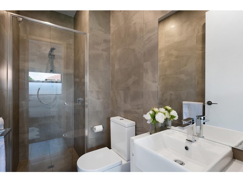 3/2 Gilbank Street, Reservoir VIC 3073