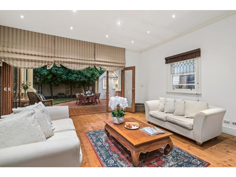 25 Avondale Road, Preston VIC 3072