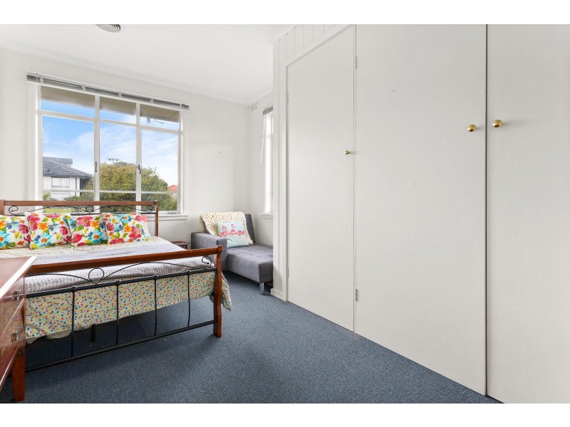 57 McEwan Road, Heidelberg Heights VIC 3081