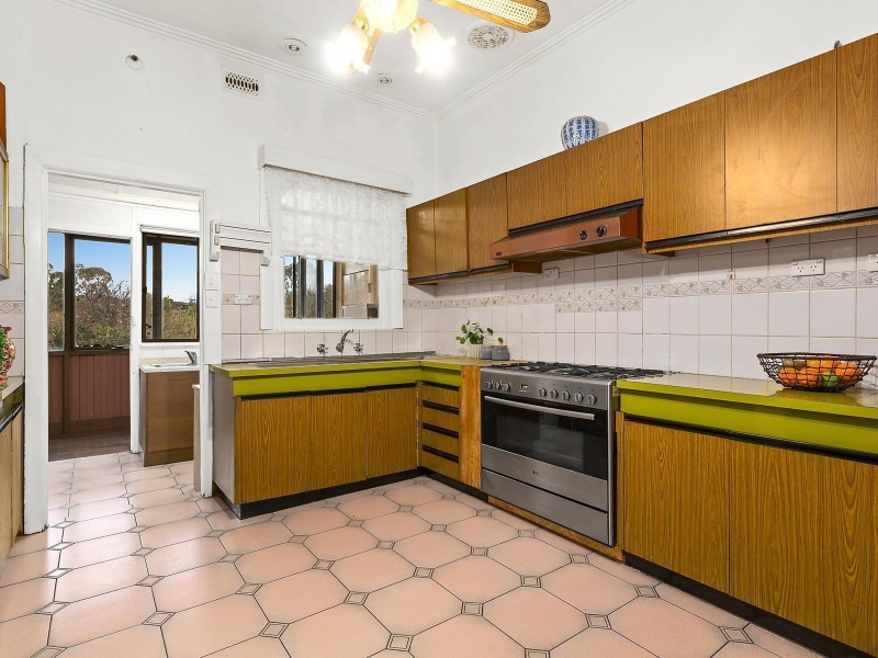 2C Cunningham Street, Northcote VIC 3070