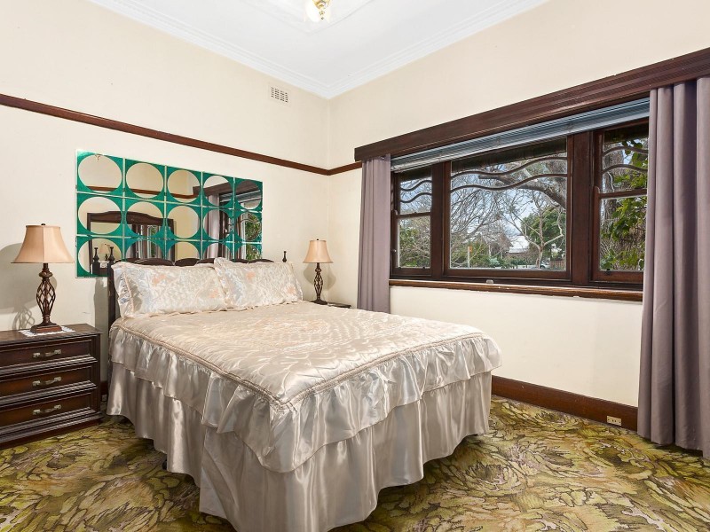 2C Cunningham Street, Northcote VIC 3070