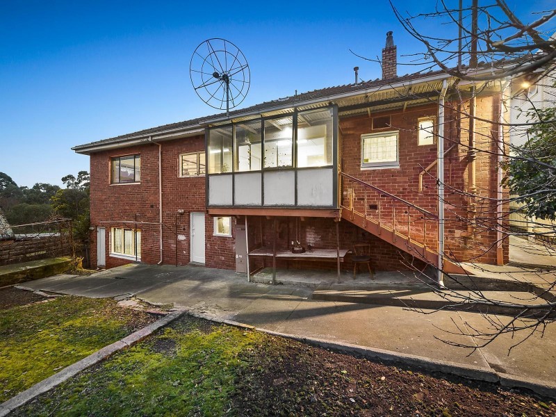 2C Cunningham Street, Northcote VIC 3070