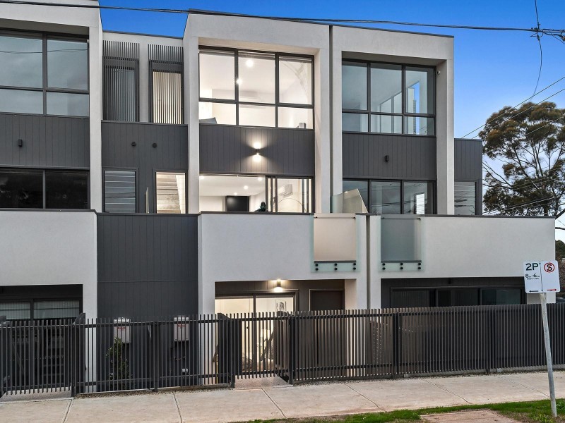 2/74 Cramer Street, Preston VIC 3072