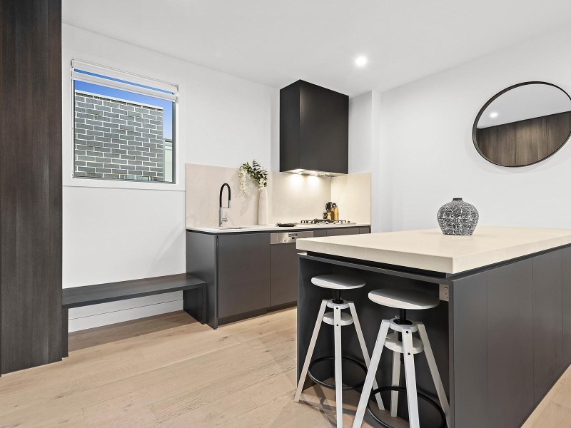 2/74 Cramer Street, Preston VIC 3072