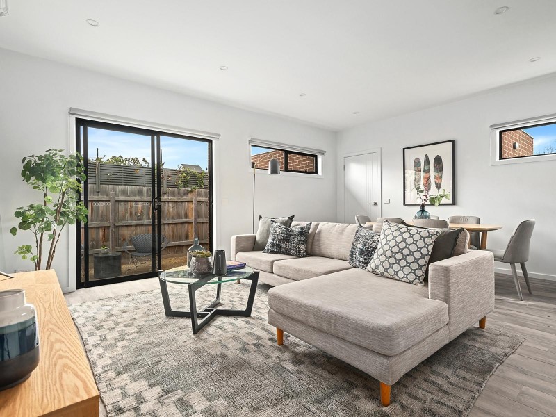 2/33 Cope Street, Coburg VIC 3058