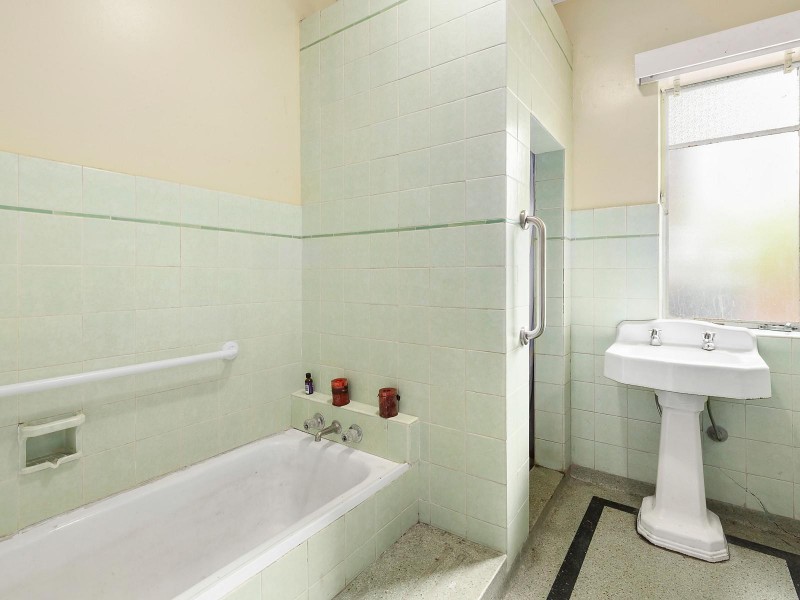 6 Thames Street, Northcote VIC 3070