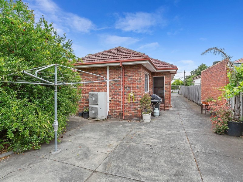 6 Thames Street, Northcote VIC 3070