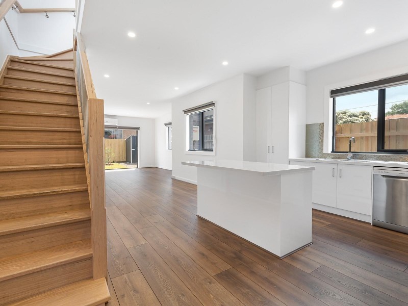 2/43 Victoria Street, Preston VIC 3072