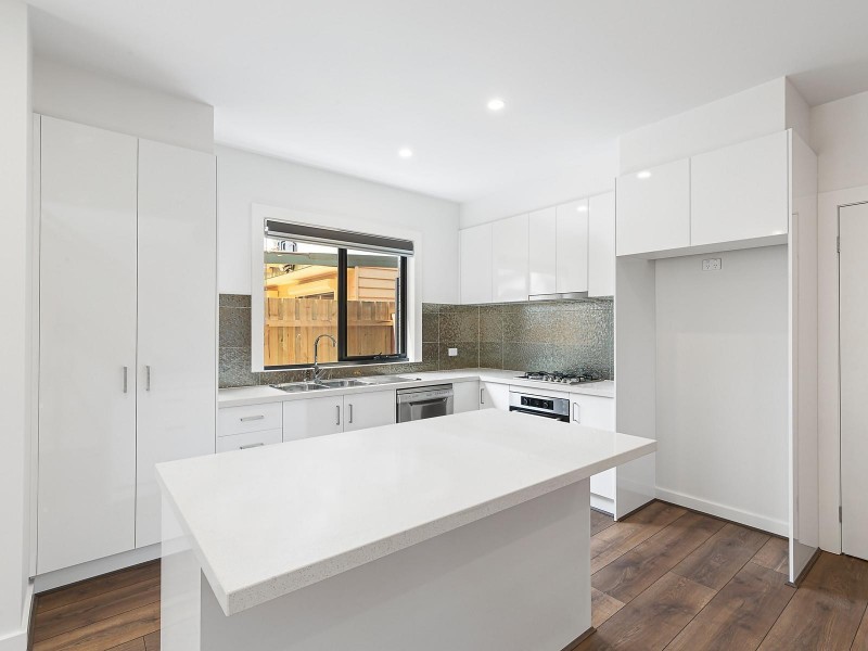 2/43 Victoria Street, Preston VIC 3072