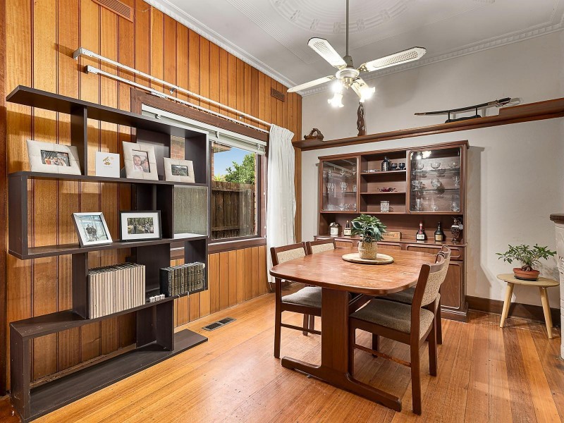 16 Inverloch Street, Preston VIC 3072