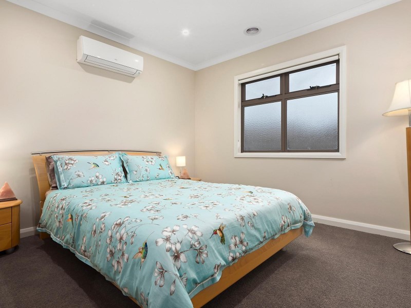 14 Mihil Street, Preston VIC 3072