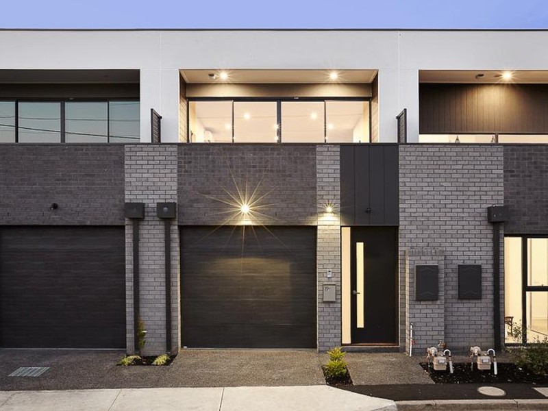 19 Railway Parade, Northcote VIC 3070