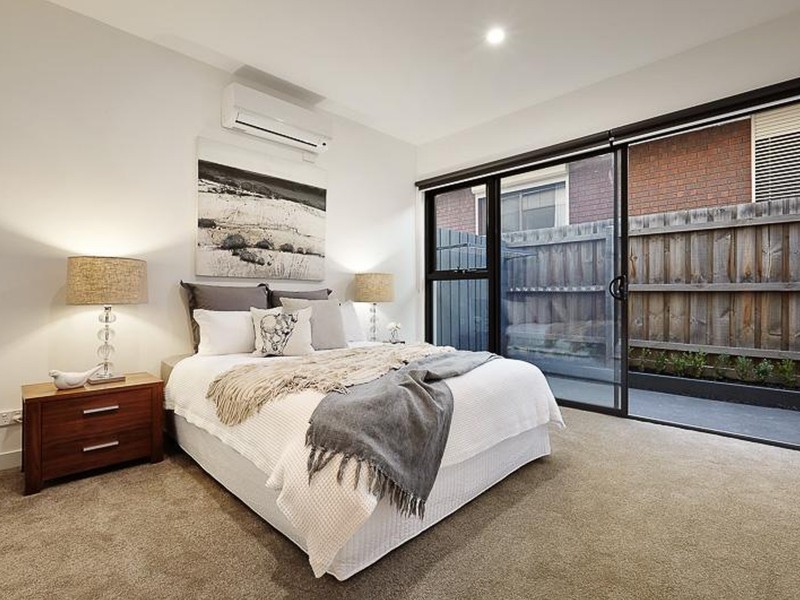 19 Railway Parade, Northcote VIC 3070