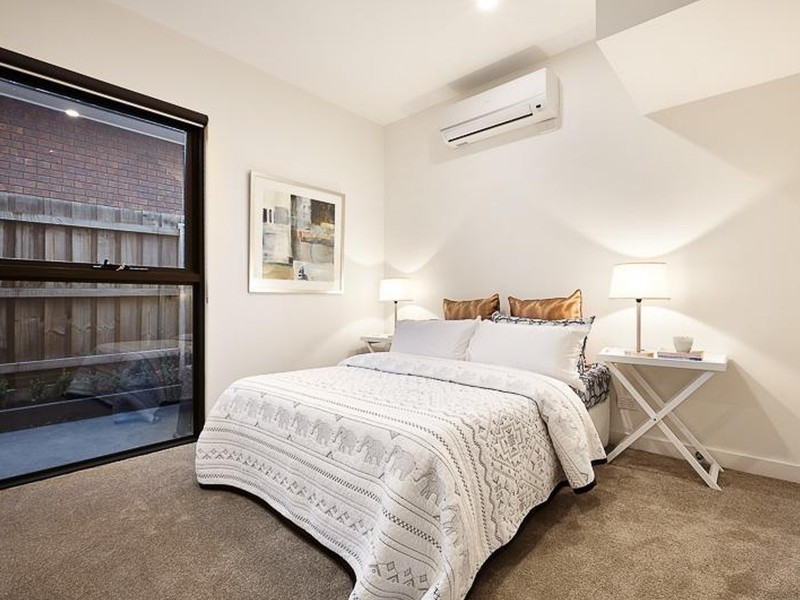 19 Railway Parade, Northcote VIC 3070