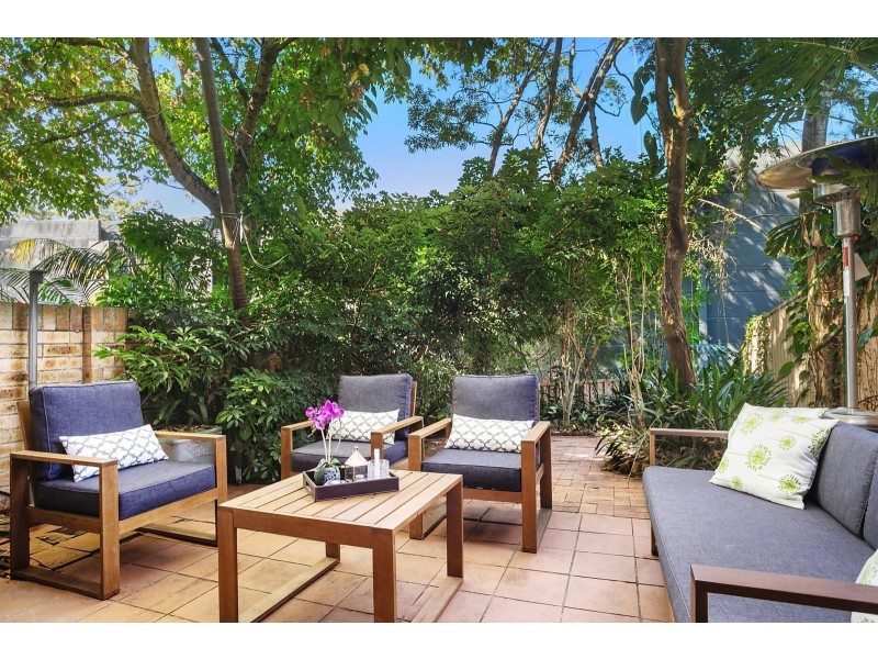 2/1 Aaron Place, Wahroonga NSW 2076