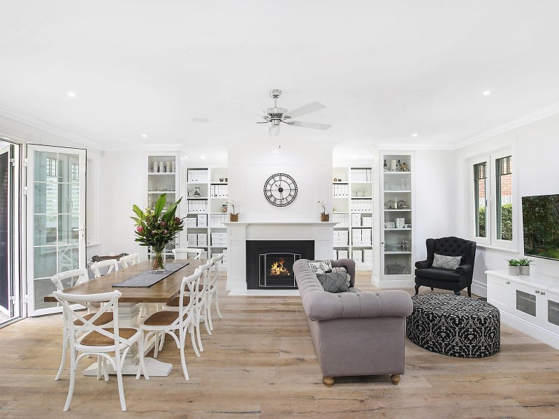 10 Handley Avenue, Thornleigh NSW 2120