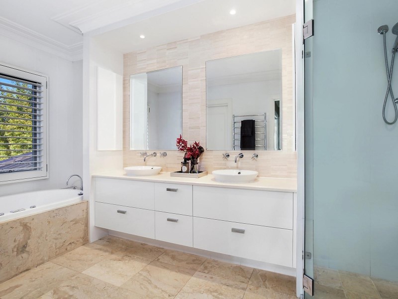 6 Davidson Avenue, Warrawee NSW 2074