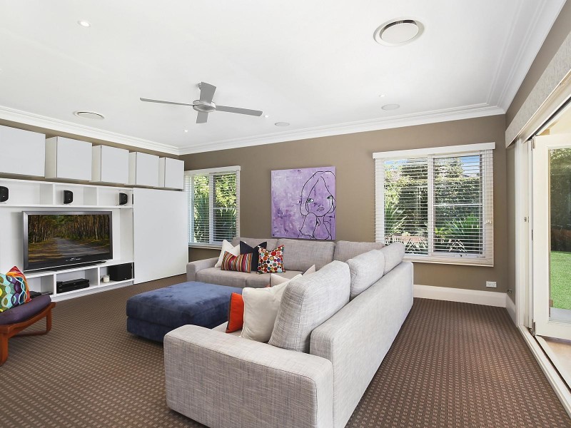 6 Davidson Avenue, Warrawee NSW 2074