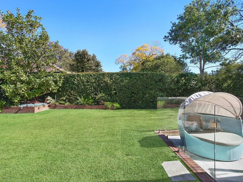 6 Davidson Avenue, Warrawee NSW 2074