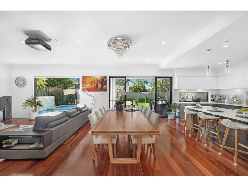 194 Kissing Point Road, Turramurra NSW 2074