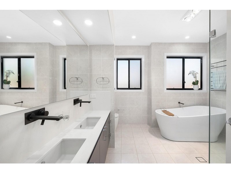 194 Kissing Point Road, Turramurra NSW 2074