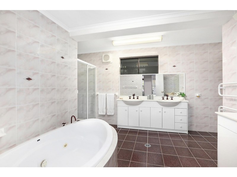 11 Spring Gully Place, Wahroonga NSW 2076