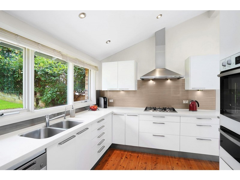 11 Satterley Avenue, Turramurra NSW 2074