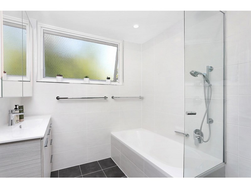 2/5 Pacific Highway, Wahroonga NSW 2076