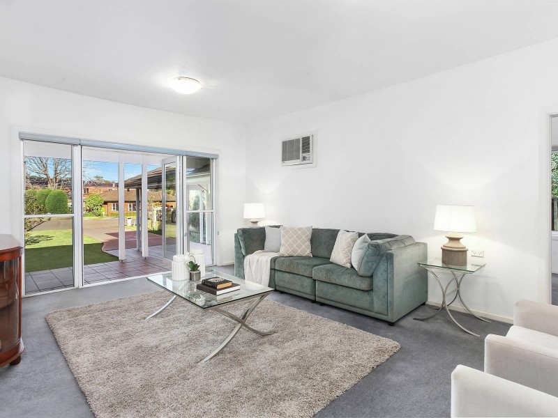 9 Oxford Place, St Ives NSW 2075