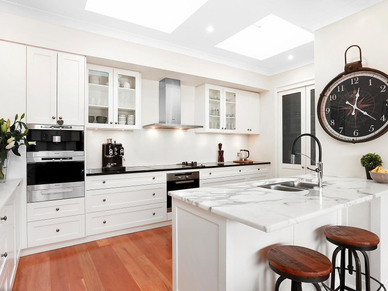 10 Bangalla Street, Warrawee NSW 2074