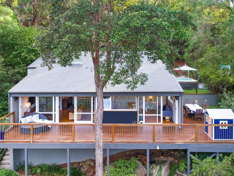 12 Pembroke Avenue, Turramurra NSW 2074