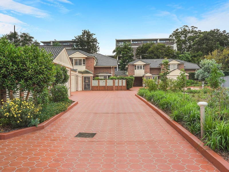 4/1 Burns Road, Wahroonga NSW 2076