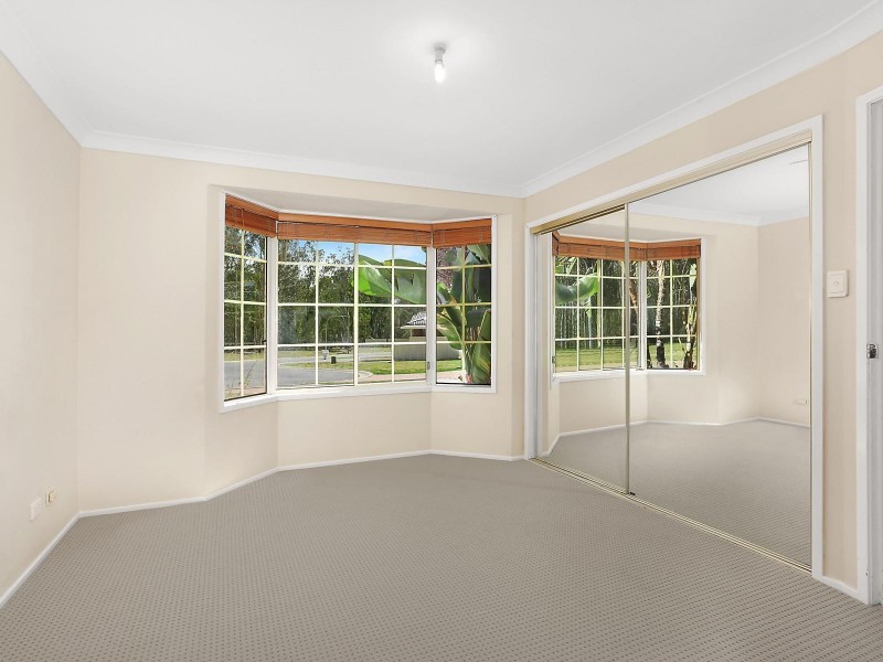 4 Sandpiper Terrace, Plumpton NSW 2761