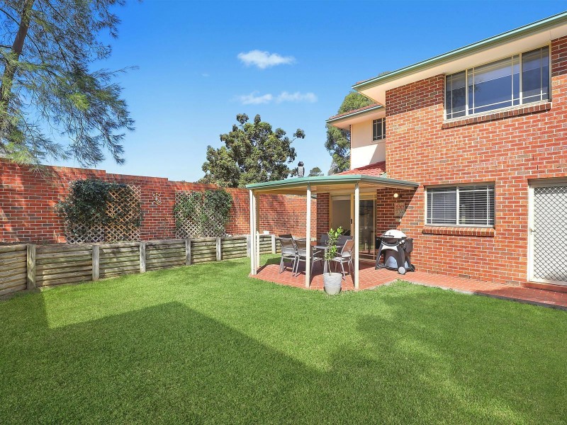 33 Pye Road, Quakers Hill NSW 2763