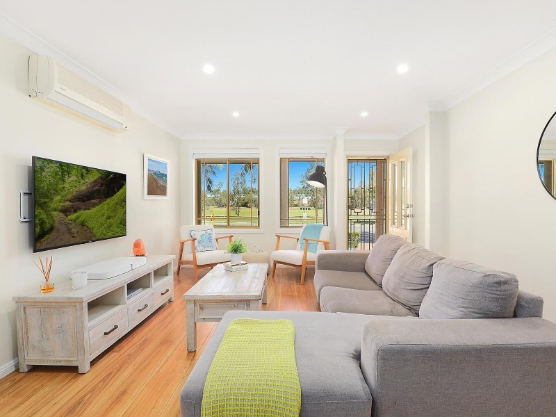 33 Pye Road, Quakers Hill NSW 2763