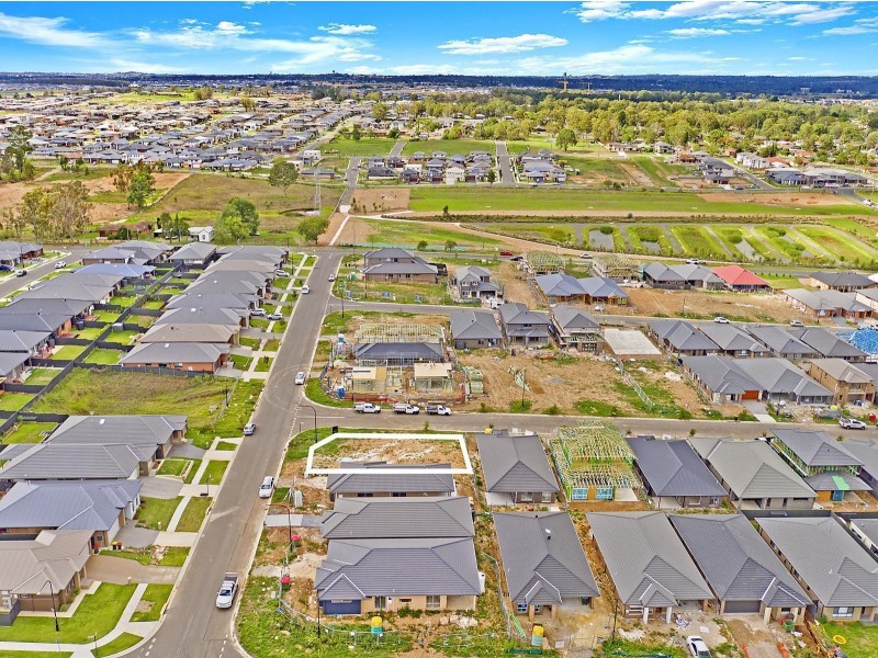 12 Piccadilly Street, Riverstone NSW 2765